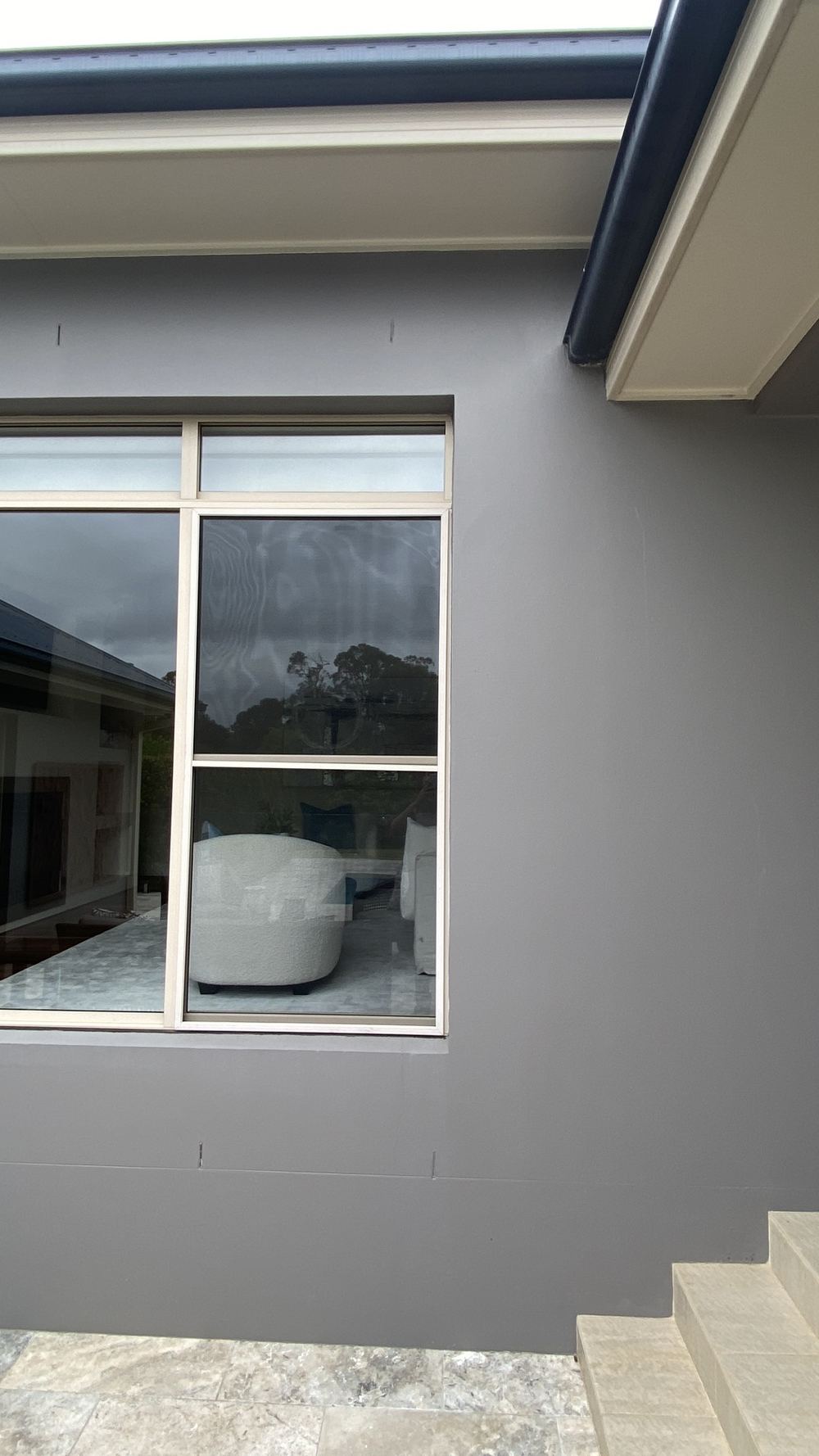 Expansion joints and cracked brickwork in established Hills homes