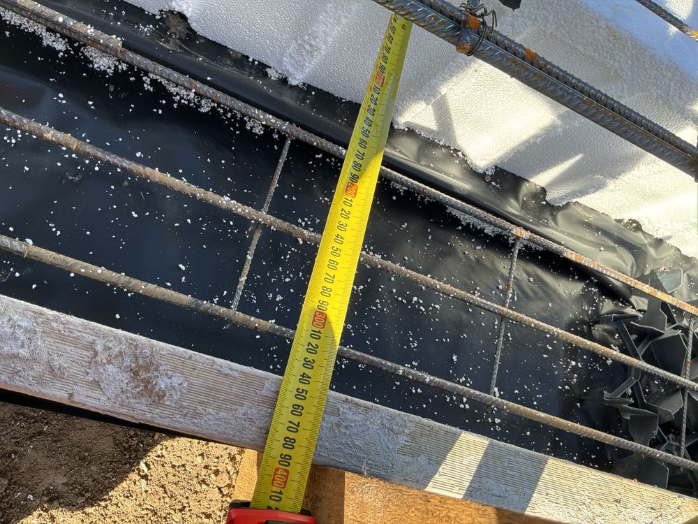Edge beam wider than 300mm without the extra bottom bar it needs, Rouse Hill